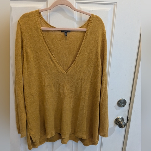 Eileen Fisher Organic Linen Sweater - Picture 1 of 3